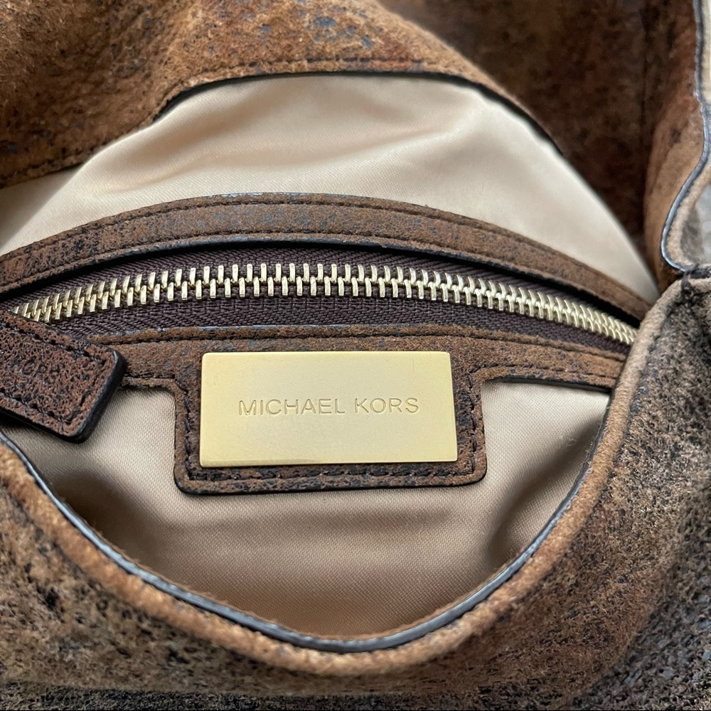 Michael Kors Collection Crossbody Bag - Picture 8 of 11